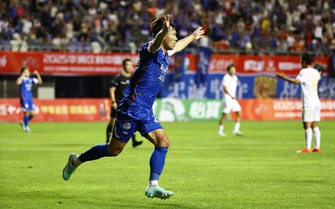 石家庄功夫3-1重庆铜梁龙，王靖斌、刘乐、奥拉维奥建功