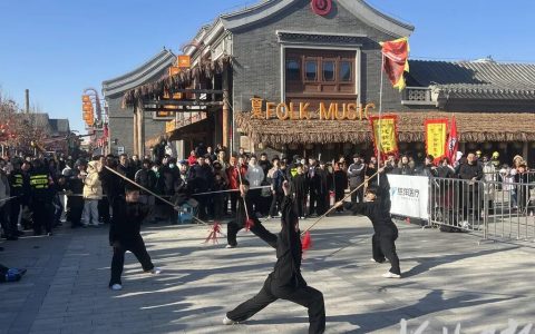 “狮城荣耀·沧州擂”首场公开赛在沧州南川老街举行